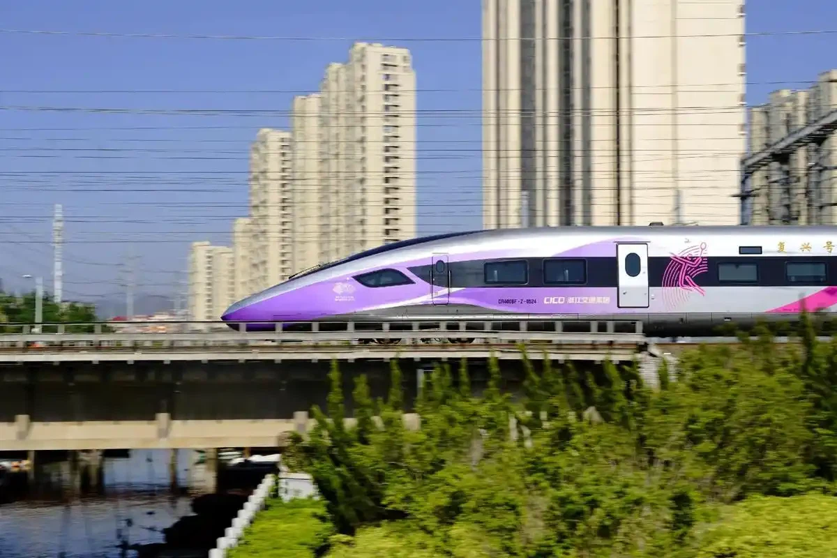 A CRRC fenntartható EMU -t debütál a Hangzhou ázsiai játékokhoz